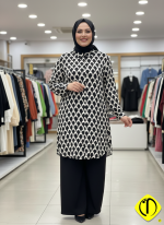 Sami Özdoğan Siyah Beyaz Desenli Viskon Tunik